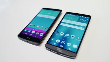 The LG G4 (left) and LG G3 (right) look a little similar.