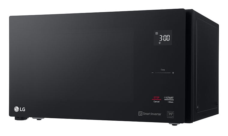 The 25 litre LG NeoChef MS2596OB